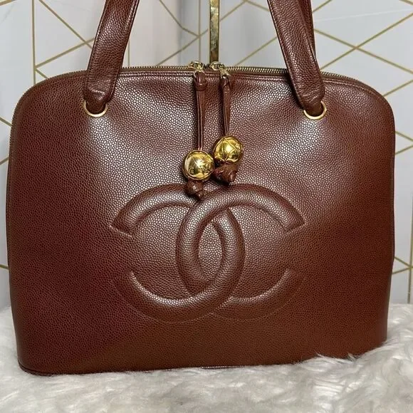💯Authentic Chanel Caviar Double Zipped Handbag🍀 - Picture 4 of 17